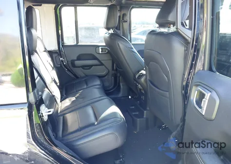 2018 Jeep Wrangler Unlimited Sahara 4X4 from USA, damaged, VIN 1C4HJXEG0JW330394